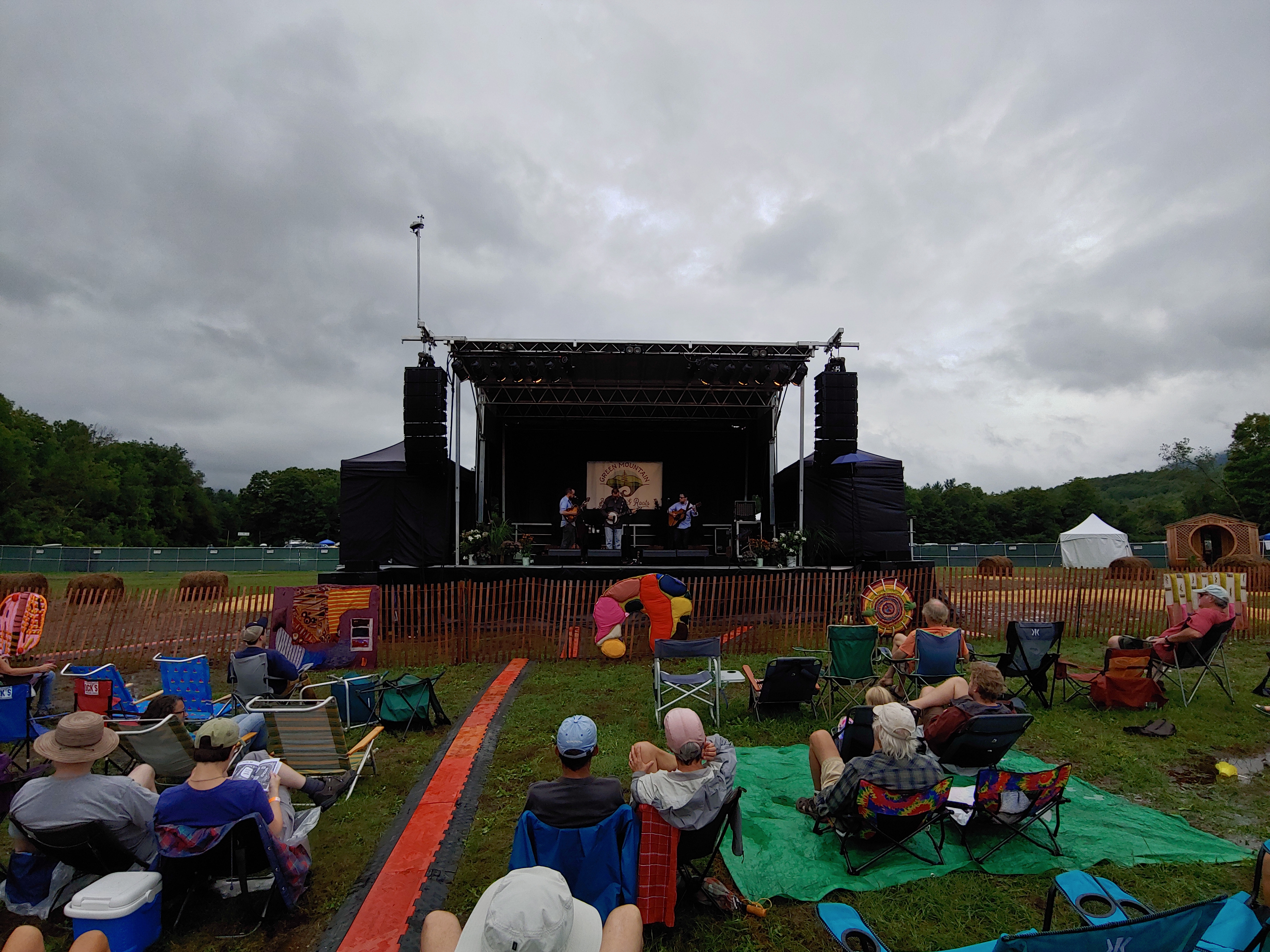 DannyBarnesJoeKWalshGrantGordy2018-08-18GreenMountainBluegrassAndRootsFestivalManchesterVT (5).jpg